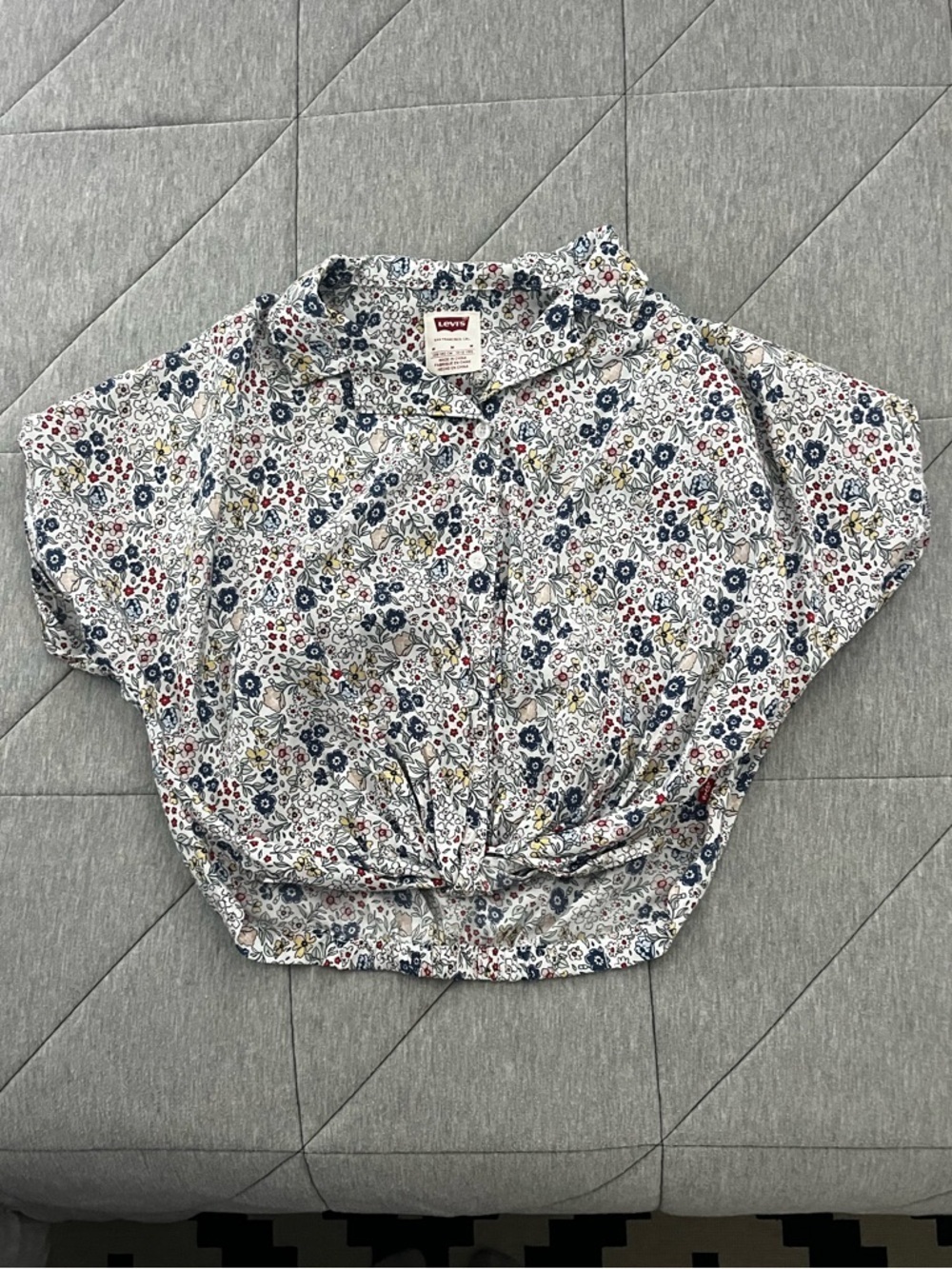 Levi's White Floral Button-Up Shirt with Blue, Red & Yellow Flowers